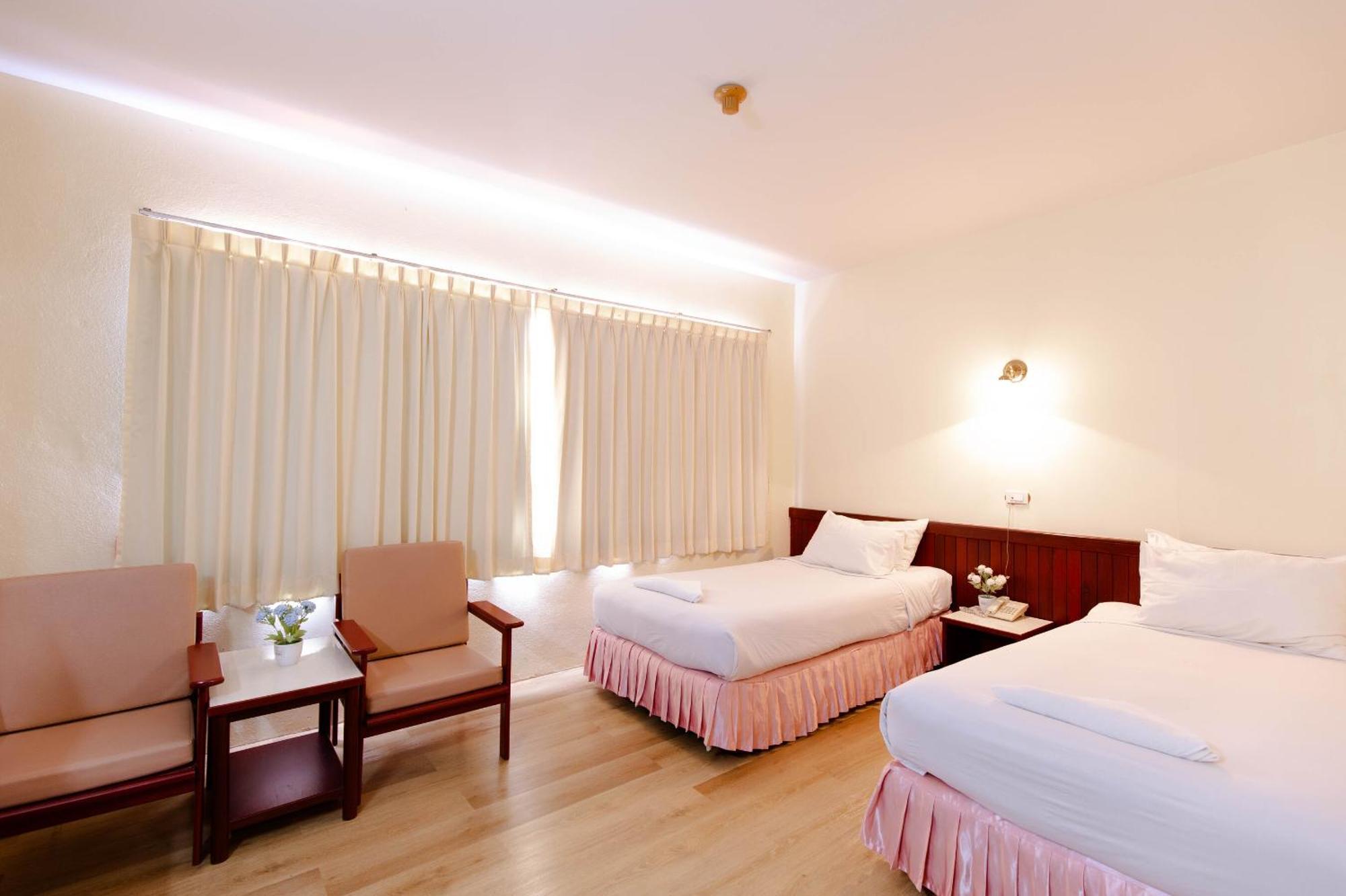 Chumphon Palace Hotel Exterior foto