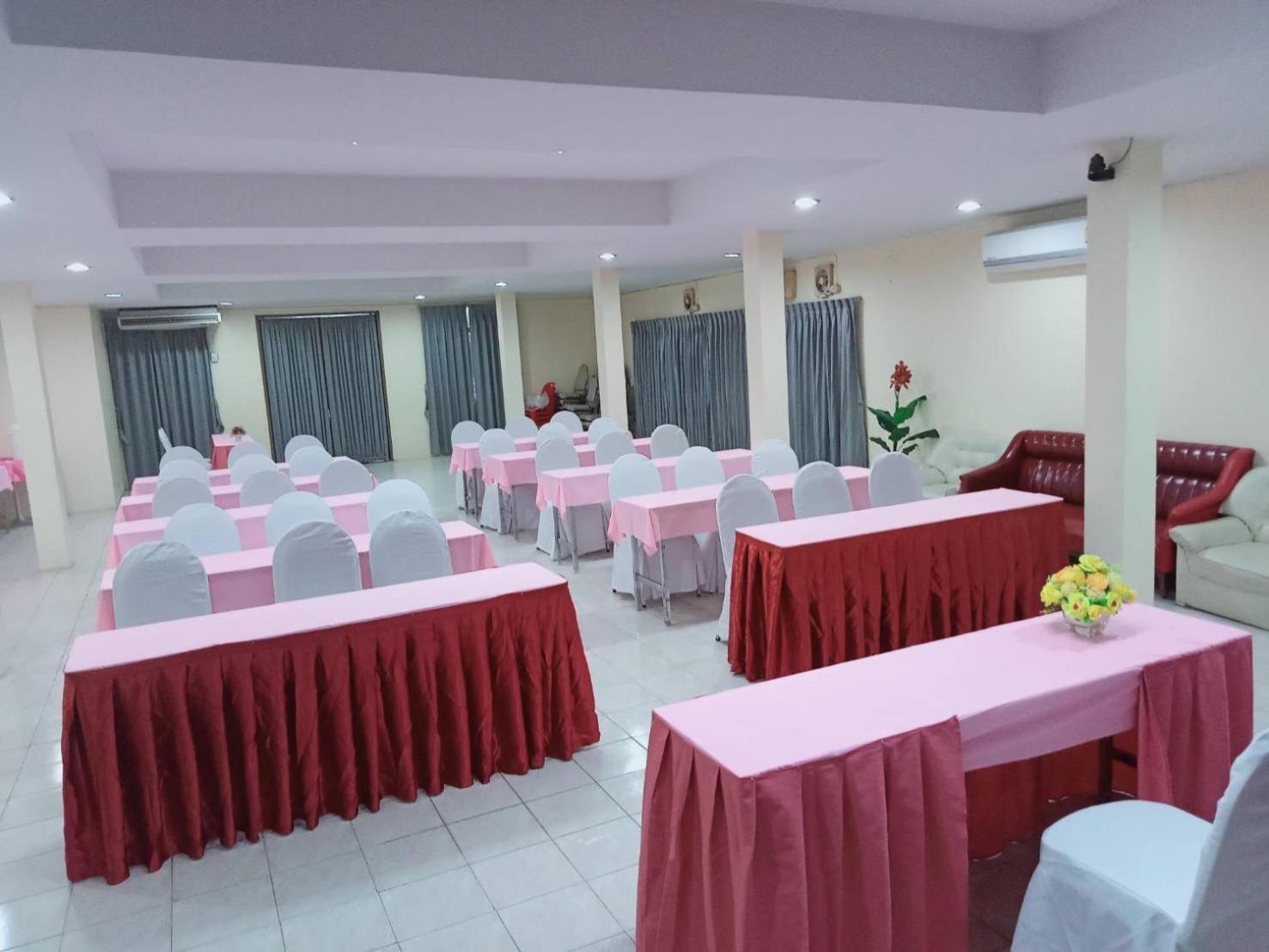 Chumphon Palace Hotel Exterior foto